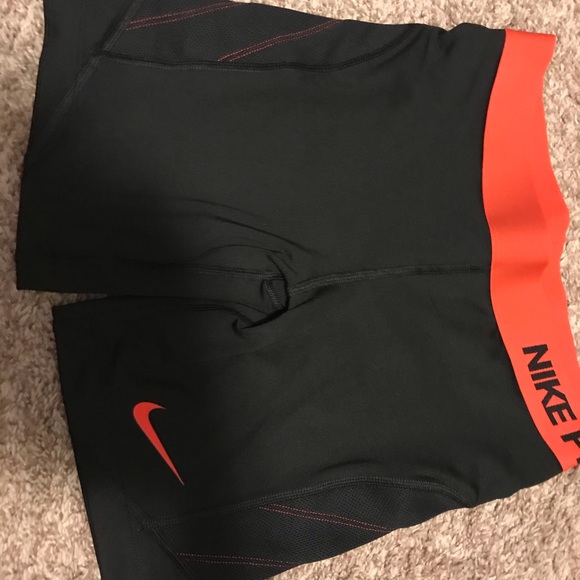 Nike Pro Spandex - Picture 1 of 6